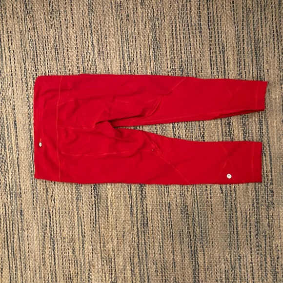 Lululemon Pace Rival Crops - Picture 2 of 7